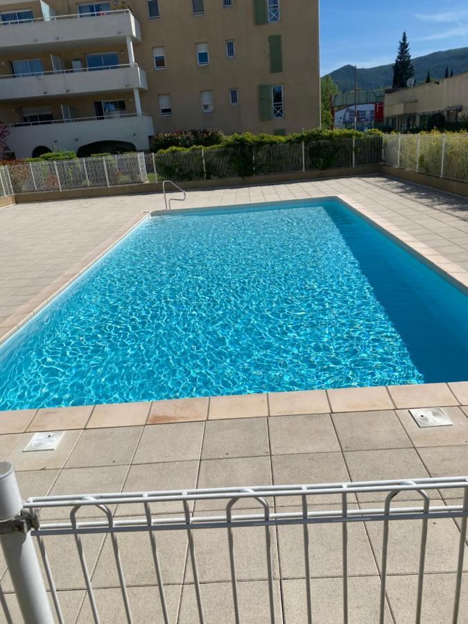 Studio Brignoles Piscine Emplacement Ideal Eksteriør billede