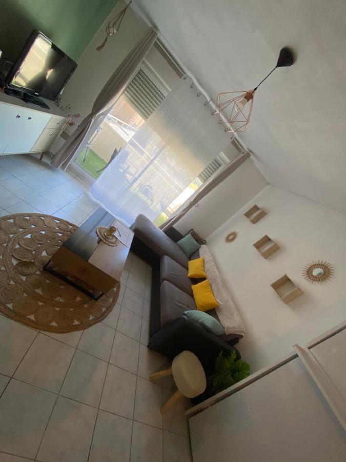 Studio Brignoles Piscine Emplacement Ideal Eksteriør billede